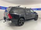 Thumbnail '7' of Toyota Hilux Thumbnail '7' of Toyota Hilux