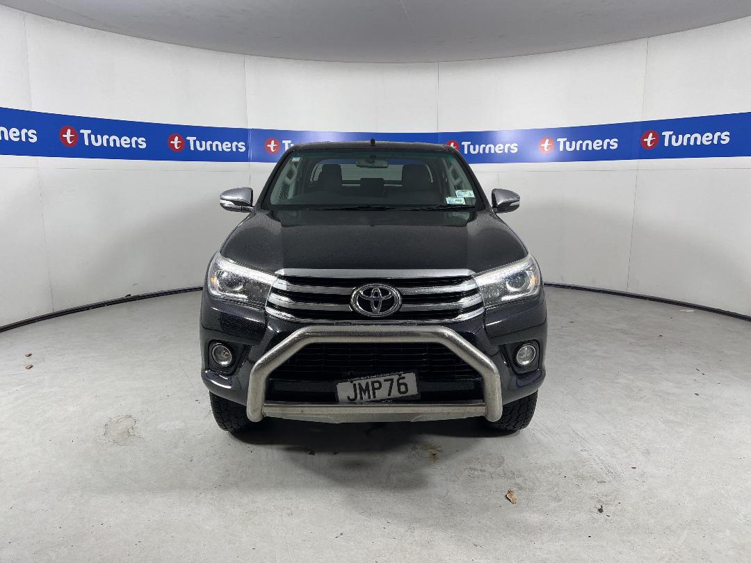 Photo '2' of Toyota Hilux