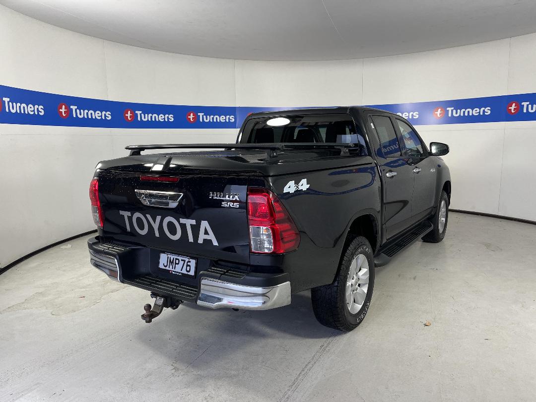 Photo '7' of Toyota Hilux