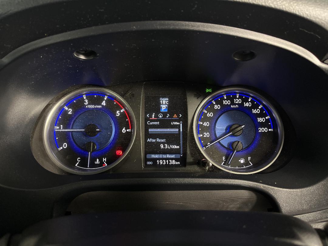 Photo '20' of Toyota Hilux