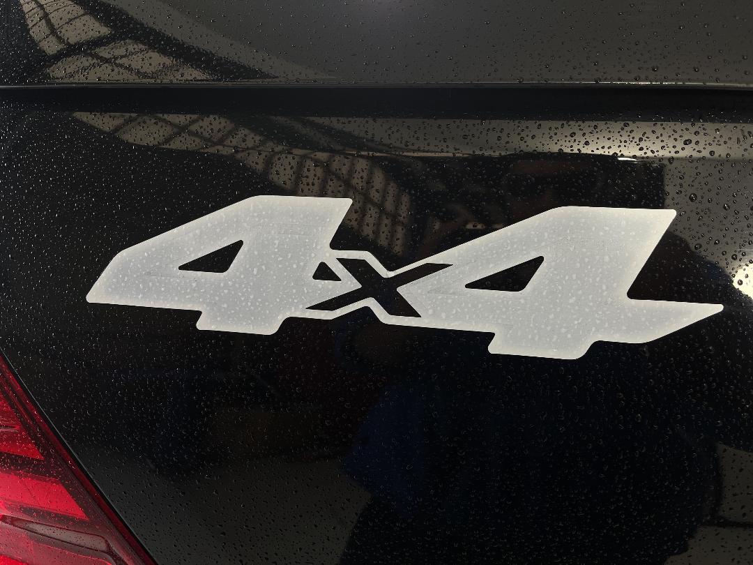 Photo '22' of Toyota Hilux