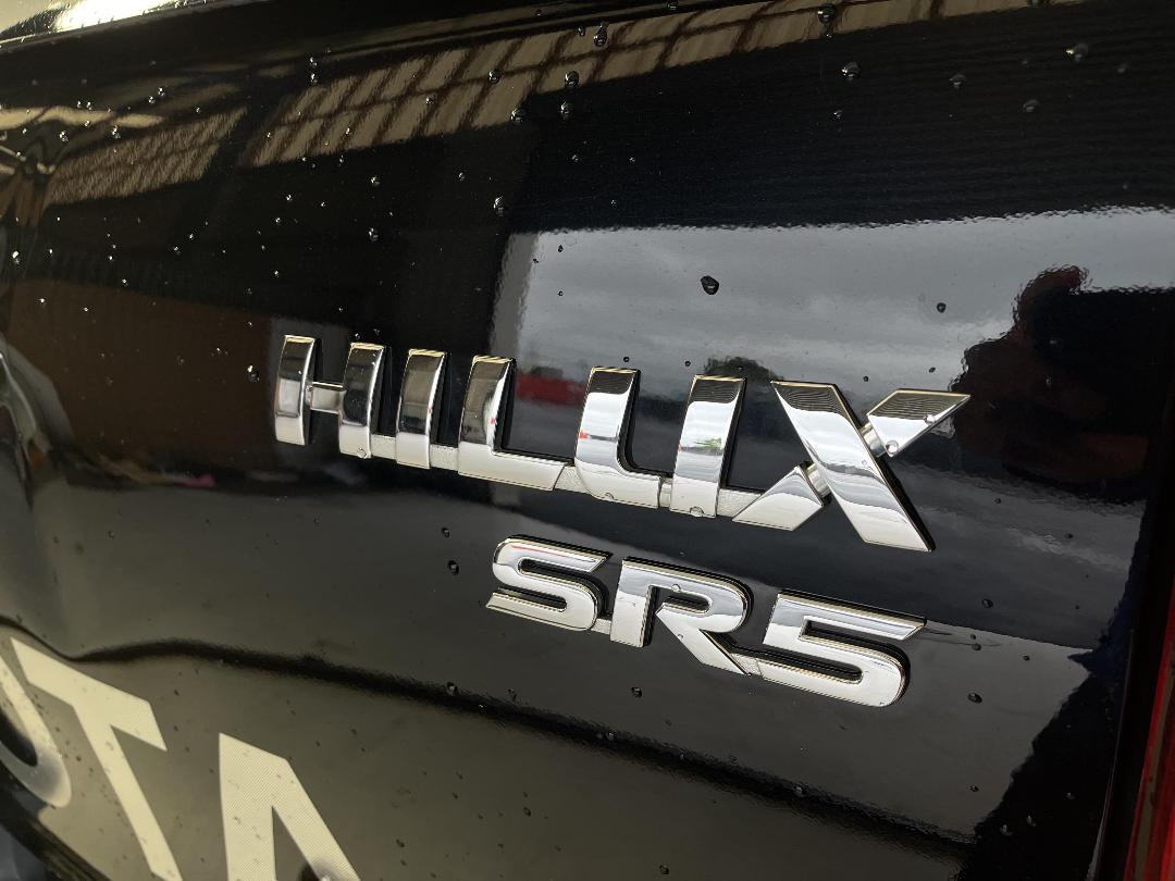 Photo '23' of Toyota Hilux