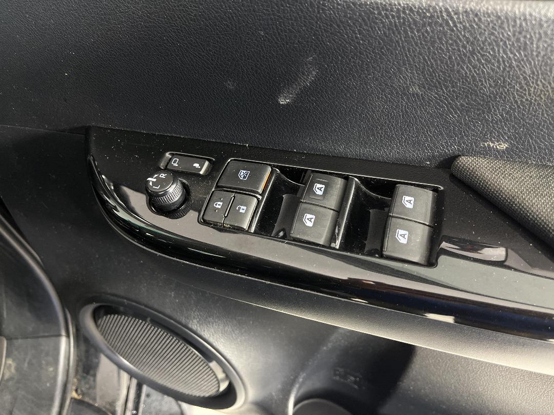 Photo '26' of Toyota Hilux