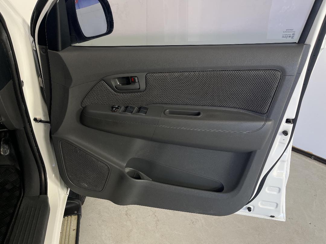 Photo '15' of Toyota Hilux Photo '15' of Toyota Hilux