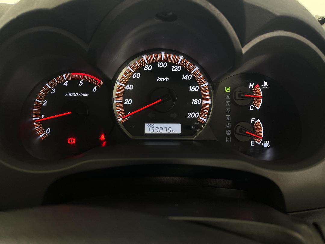 Photo '21' of Toyota Hilux Photo '21' of Toyota Hilux