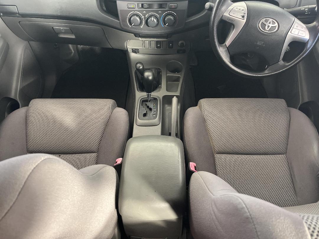 Photo '18' of Toyota Hilux Photo '18' of Toyota Hilux