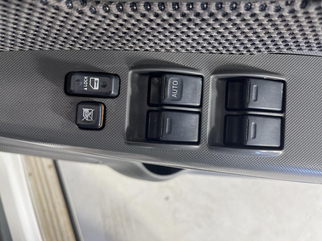 Photo '24' of Toyota Hilux Photo '24' of Toyota Hilux