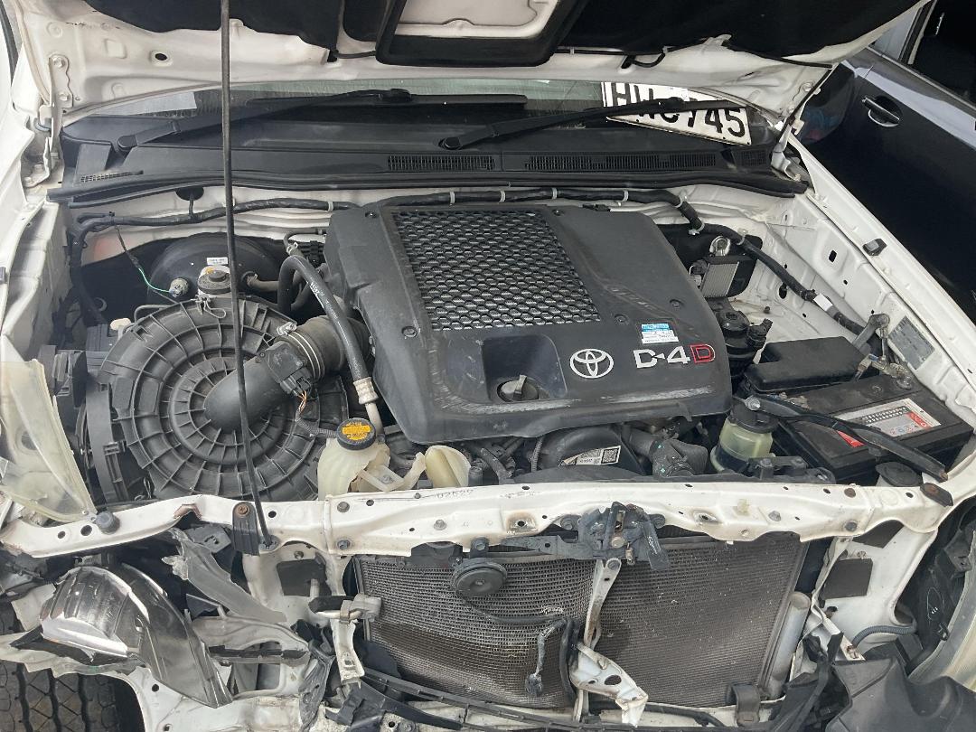 Photo '16' of Toyota Hilux TD DC Photo '16' of Toyota Hilux TD DC