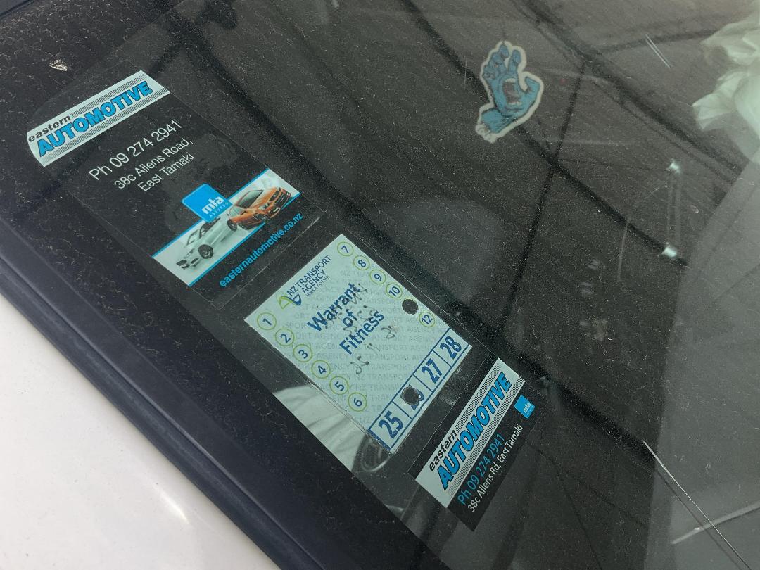 Photo '24' of Toyota Hilux TD DC Photo '24' of Toyota Hilux TD DC