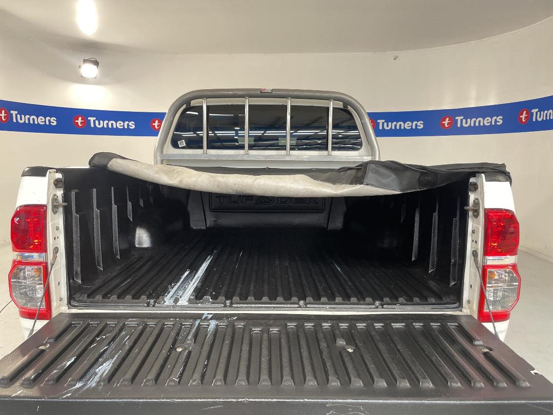 Photo '14' of Toyota Hilux