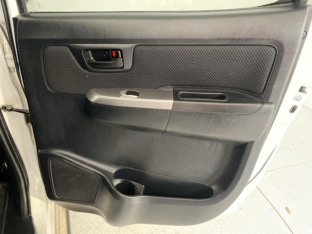 Photo '19' of Toyota Hilux