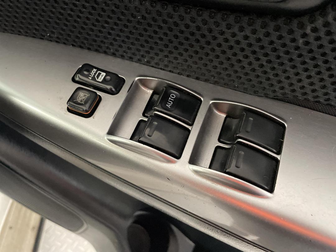 Photo '23' of Toyota Hilux