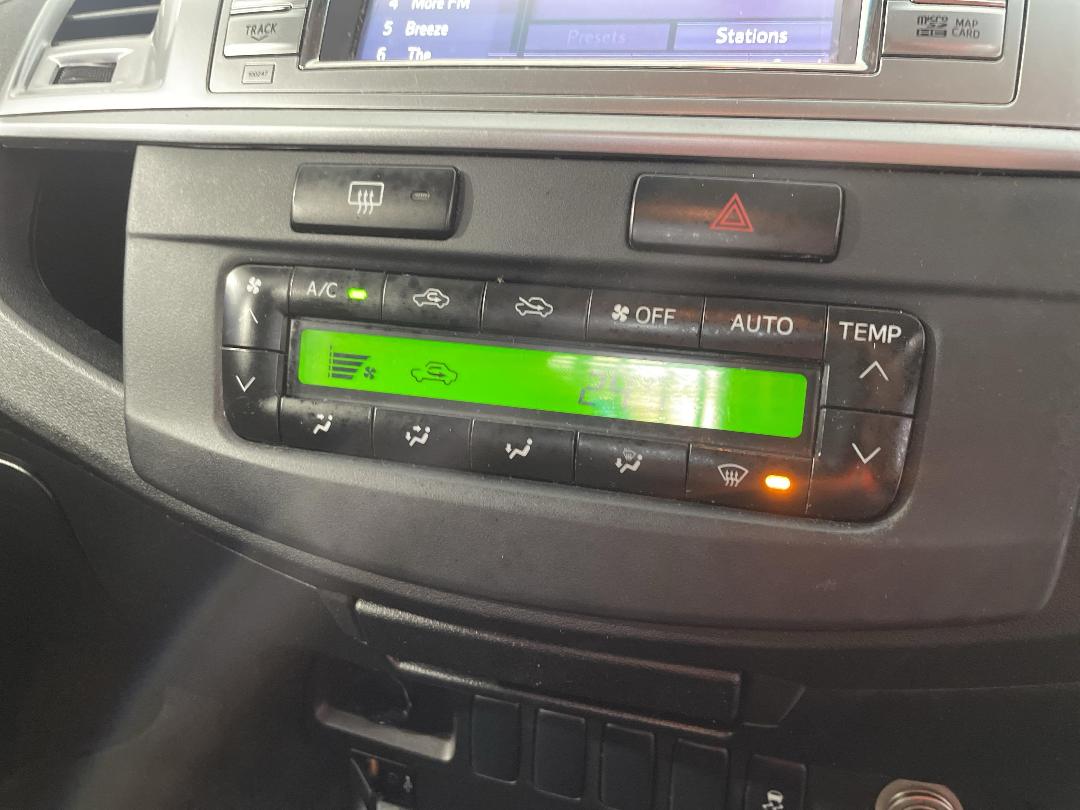 Photo '30' of Toyota Hilux