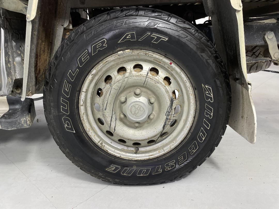 Photo '11' of Toyota Hilux Photo '11' of Toyota Hilux