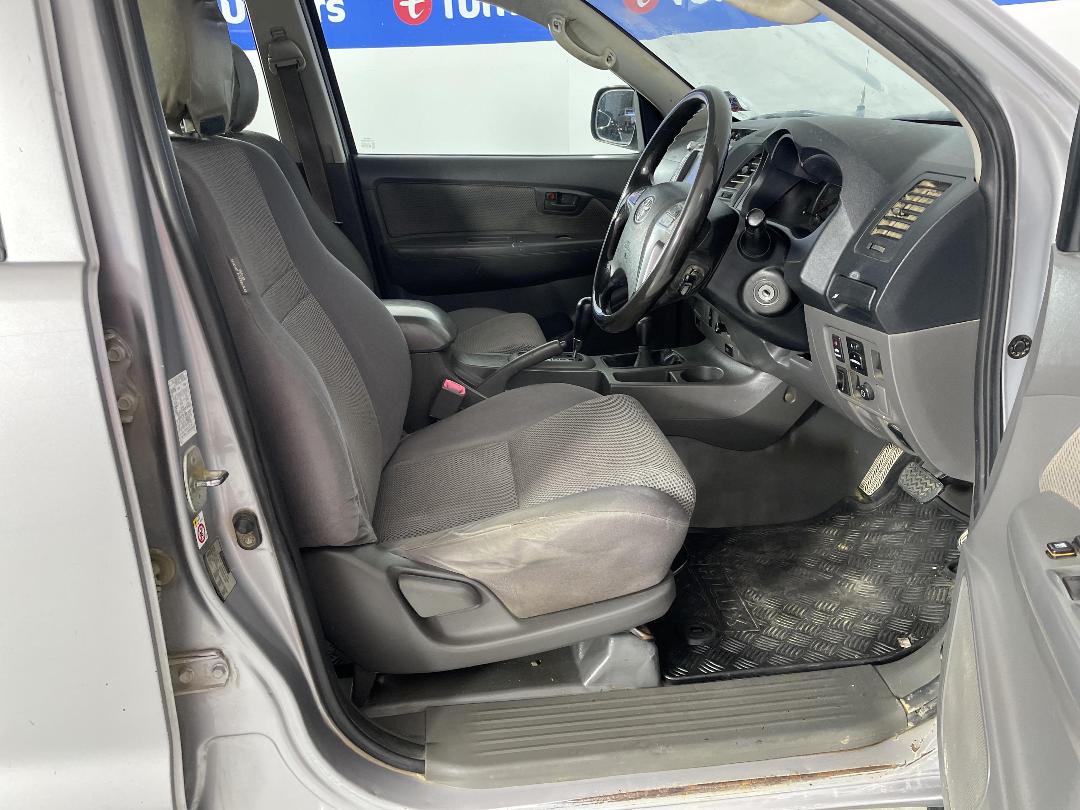 Photo '16' of Toyota Hilux Photo '16' of Toyota Hilux