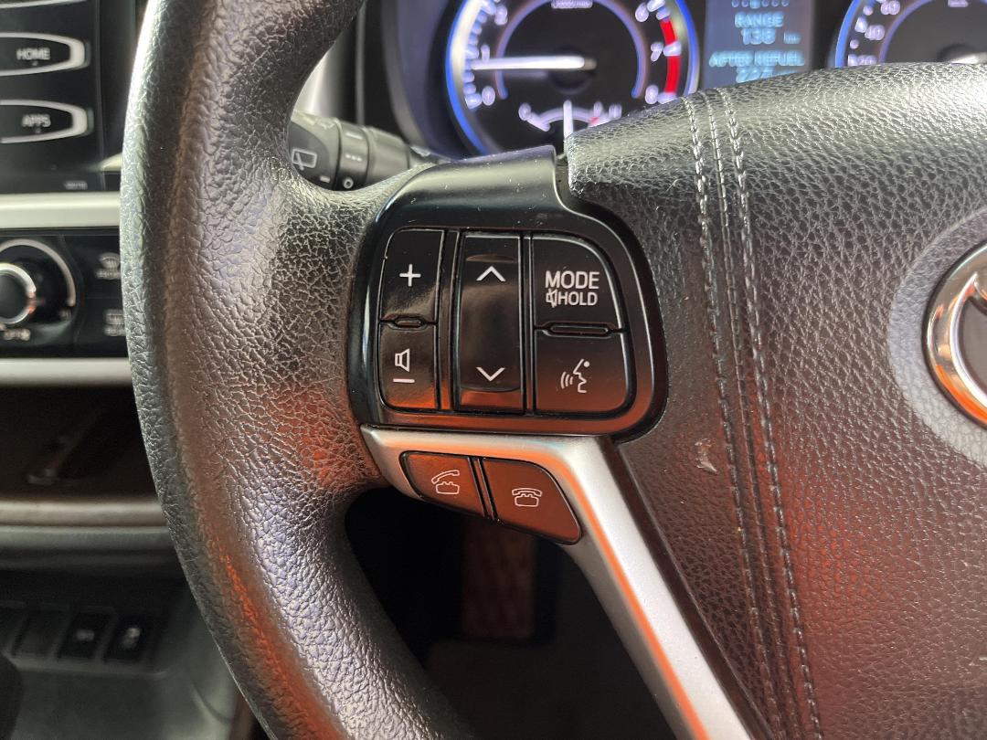 Photo '25' of Toyota Kluger