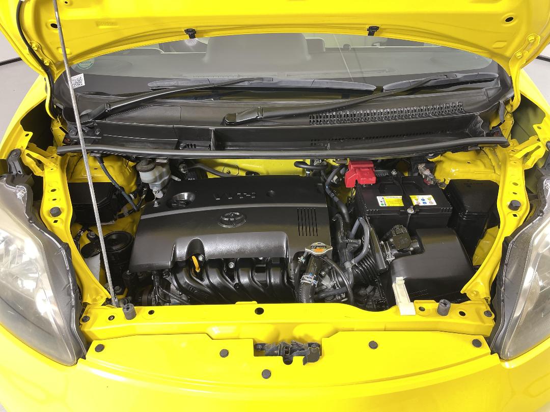 Photo '13' of Toyota Porte