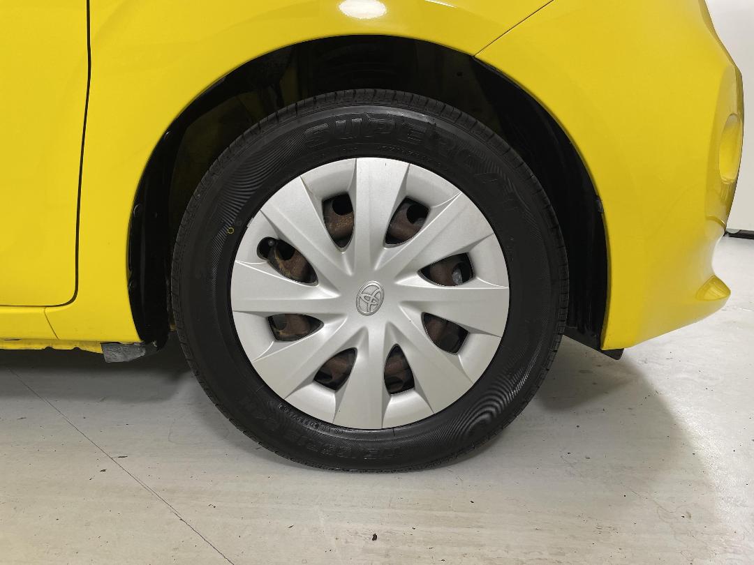 Photo '9' of Toyota Porte