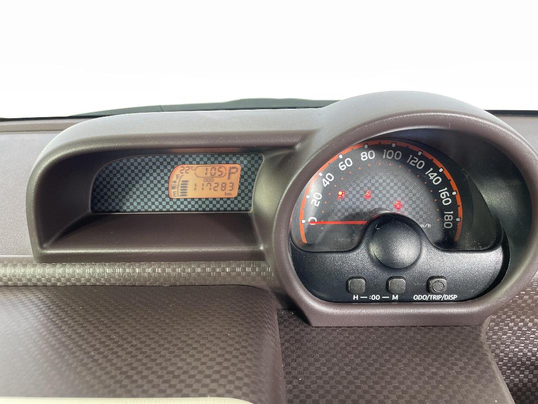 Photo '21' of Toyota Porte