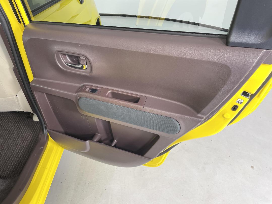 Photo '19' of Toyota Porte