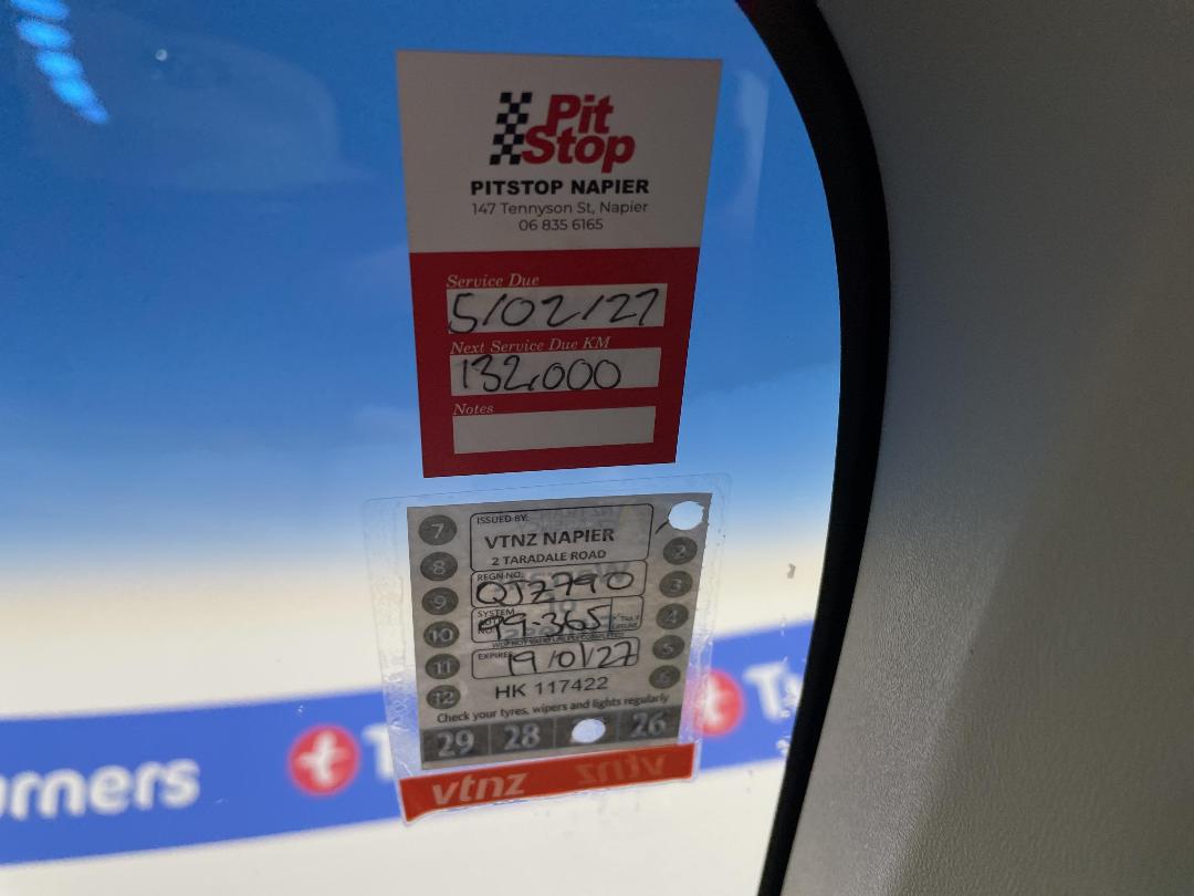 Photo '23' of Toyota Porte