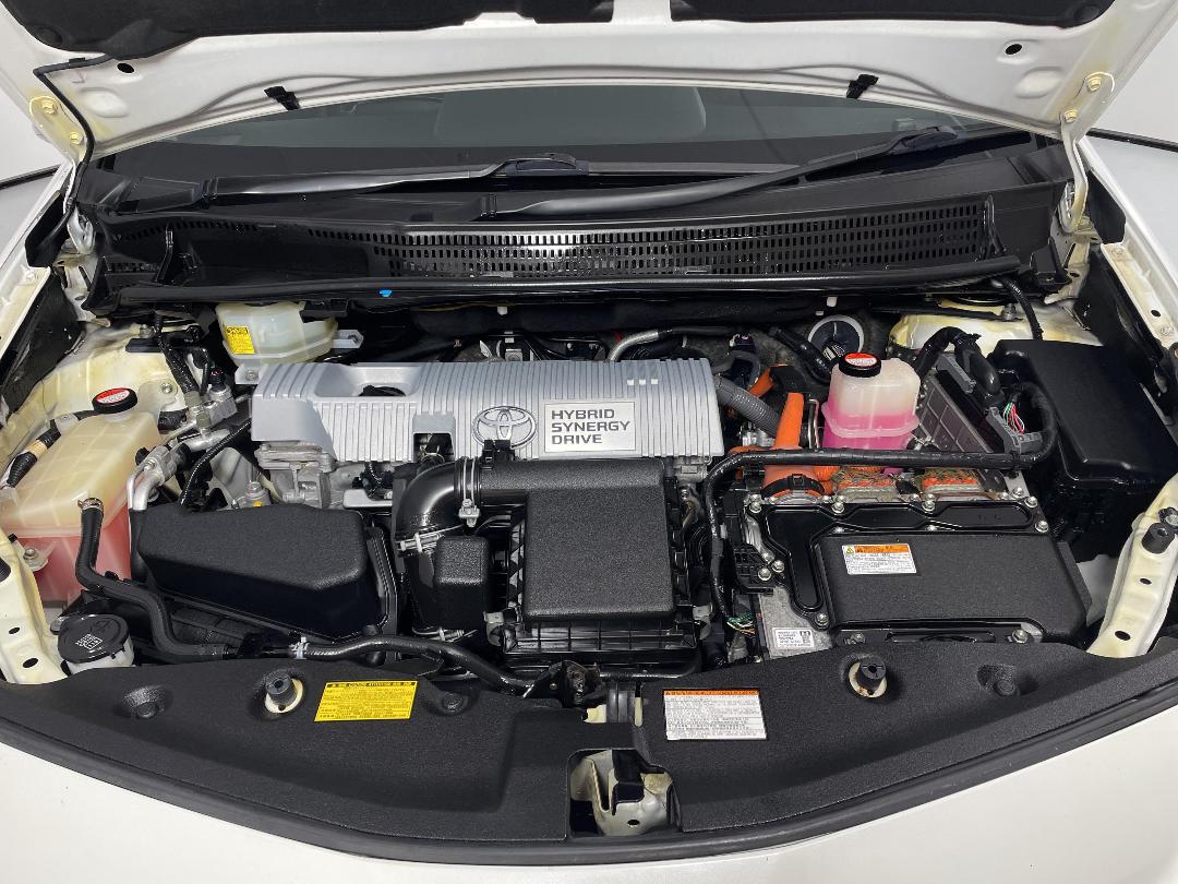 Photo '13' of Toyota Prius Photo '13' of Toyota Prius