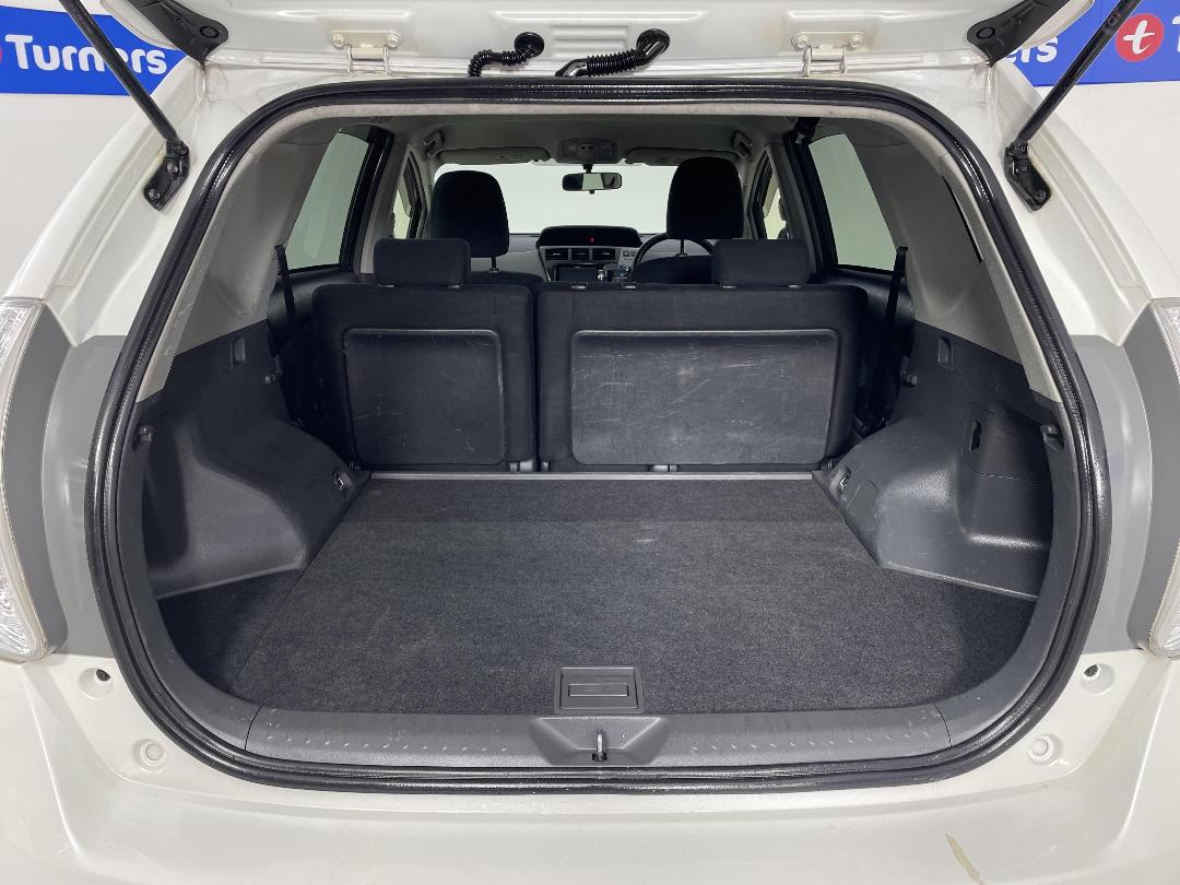 Photo '14' of Toyota Prius Photo '14' of Toyota Prius