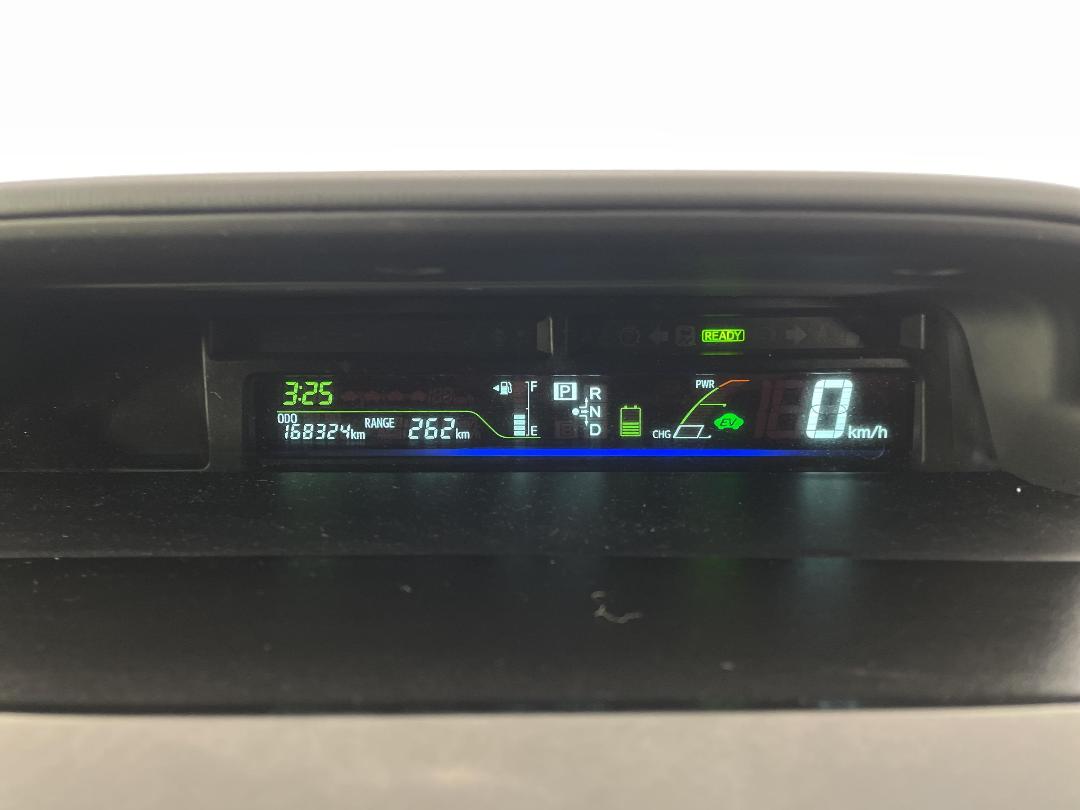 Photo '21' of Toyota Prius Photo '21' of Toyota Prius