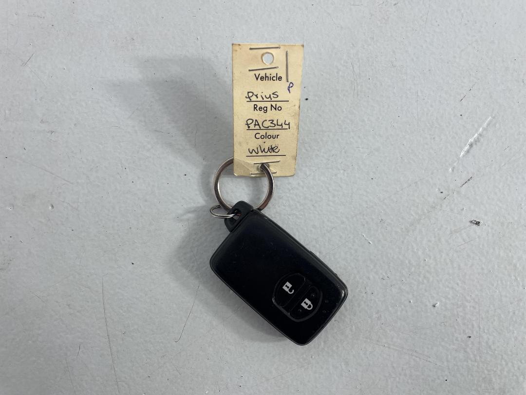 Photo '22' of Toyota Prius Photo '22' of Toyota Prius