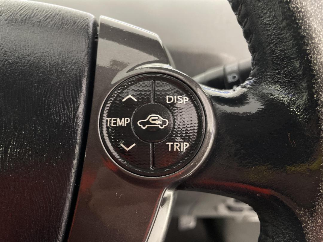 Photo '23' of Toyota Prius Photo '23' of Toyota Prius