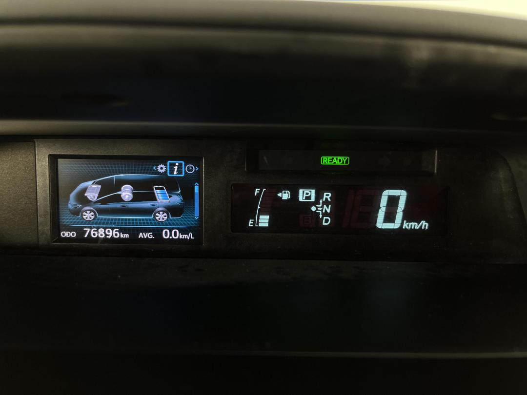 Photo '21' of Toyota Prius Photo '21' of Toyota Prius