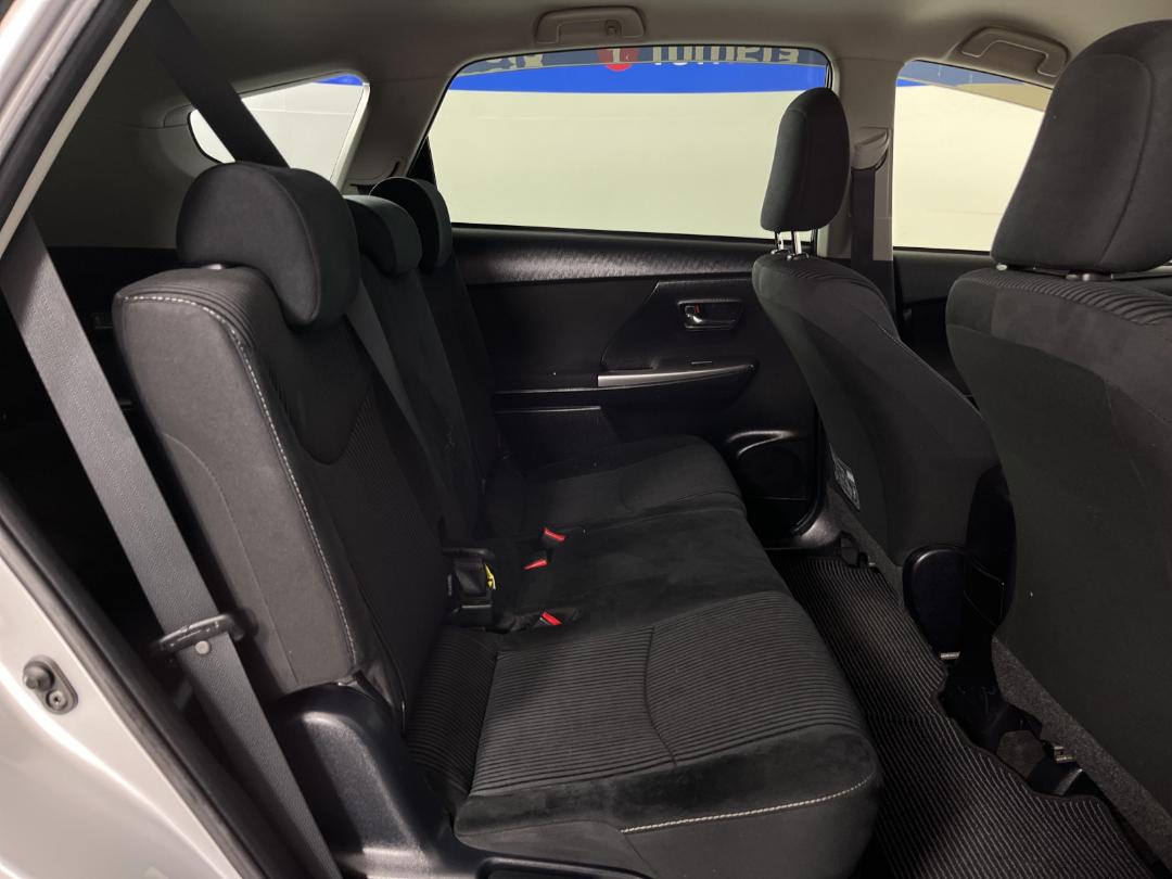 Photo '20' of Toyota Prius Photo '20' of Toyota Prius