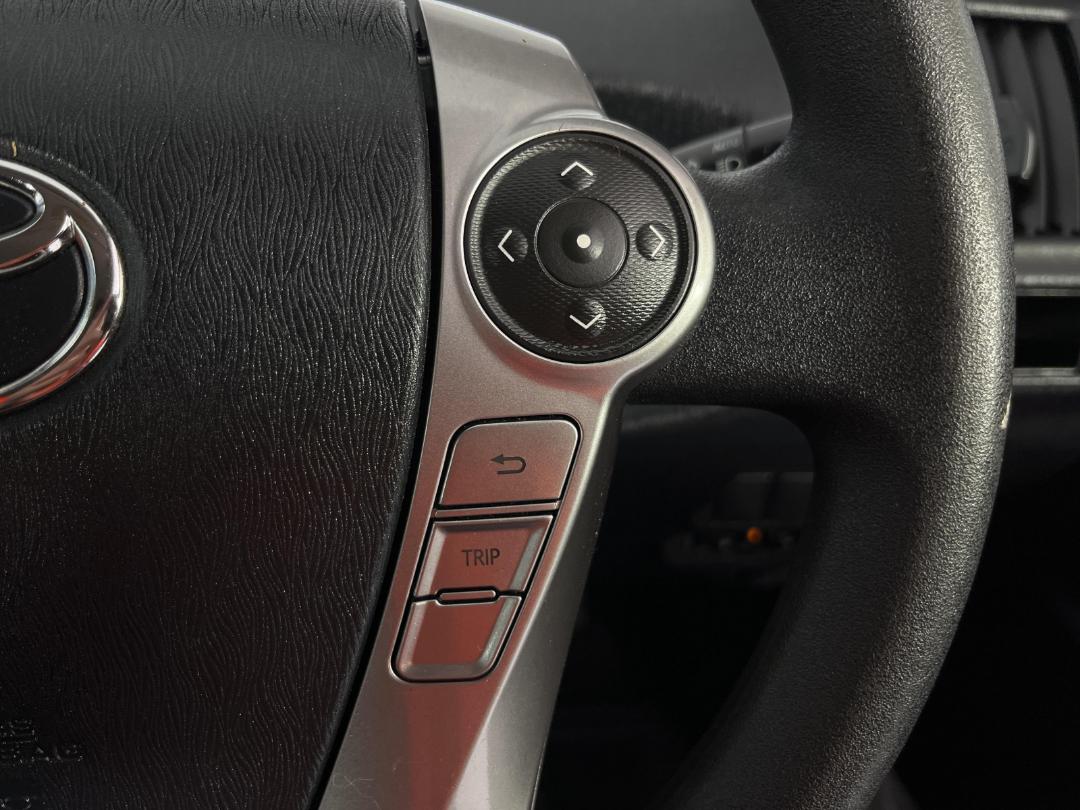 Photo '23' of Toyota Prius Photo '23' of Toyota Prius