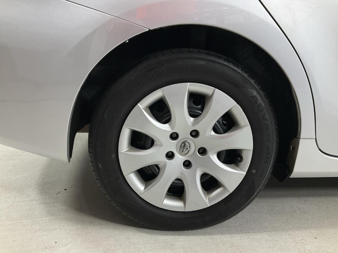 Photo '12' of Toyota Prius Photo '12' of Toyota Prius