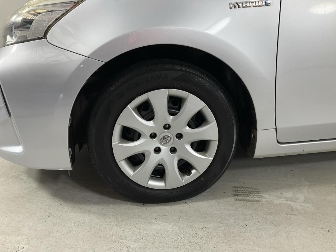 Photo '10' of Toyota Prius Photo '10' of Toyota Prius