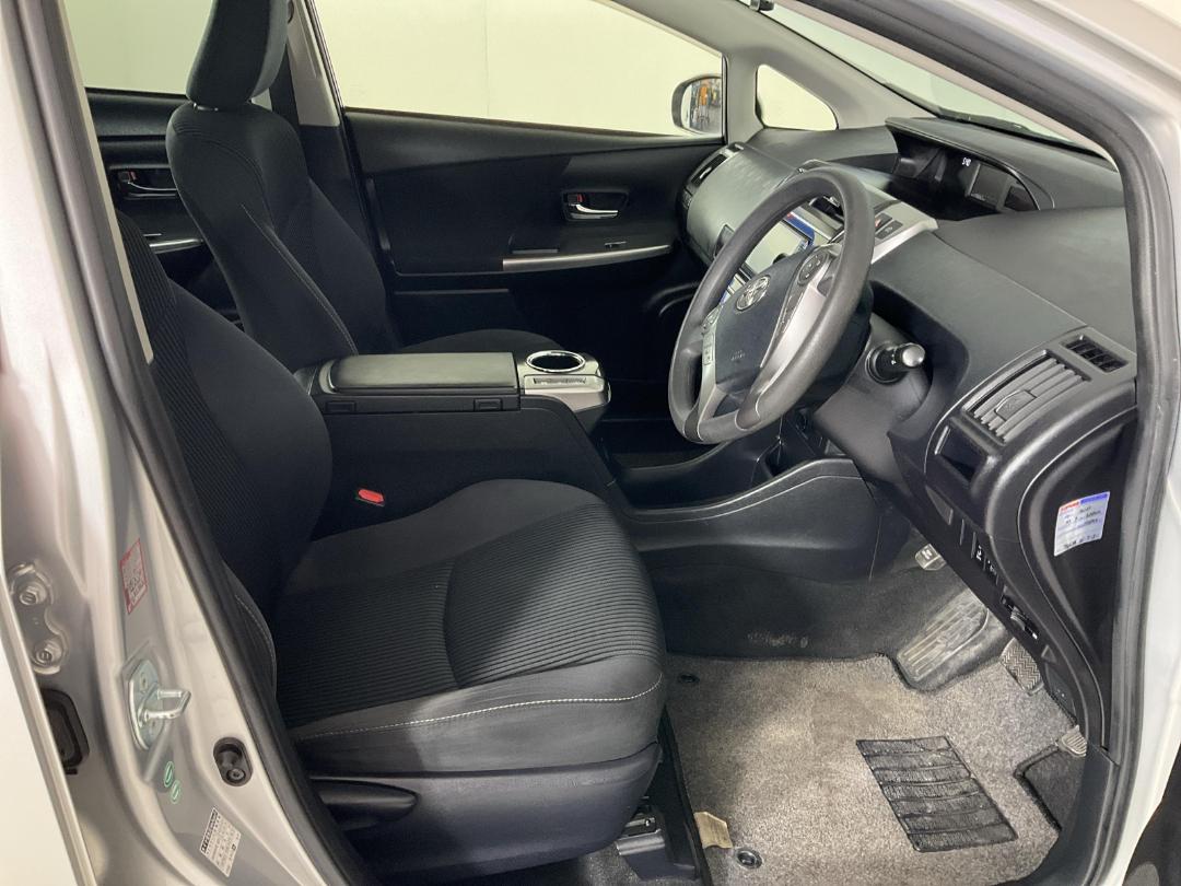 Photo '16' of Toyota Prius Photo '16' of Toyota Prius