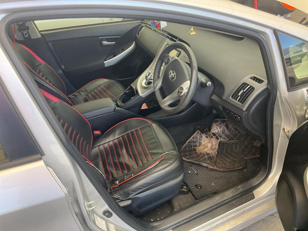 Photo '19' of Toyota Prius Hybrid Photo '19' of Toyota Prius Hybrid