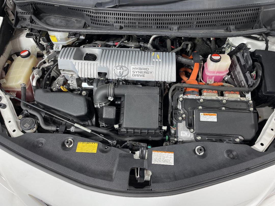 Photo '13' of Toyota Prius Photo '13' of Toyota Prius