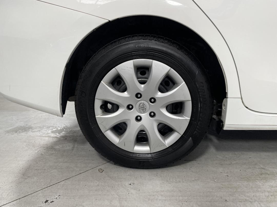 Photo '12' of Toyota Prius Photo '12' of Toyota Prius