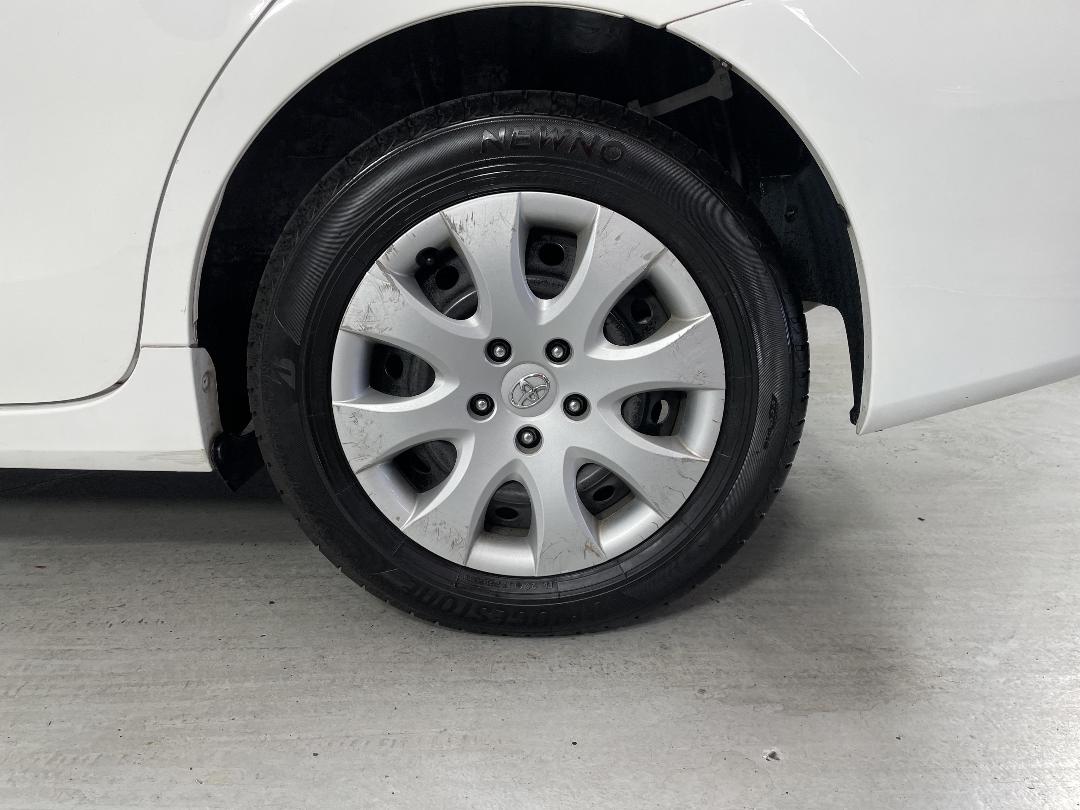 Photo '11' of Toyota Prius Photo '11' of Toyota Prius