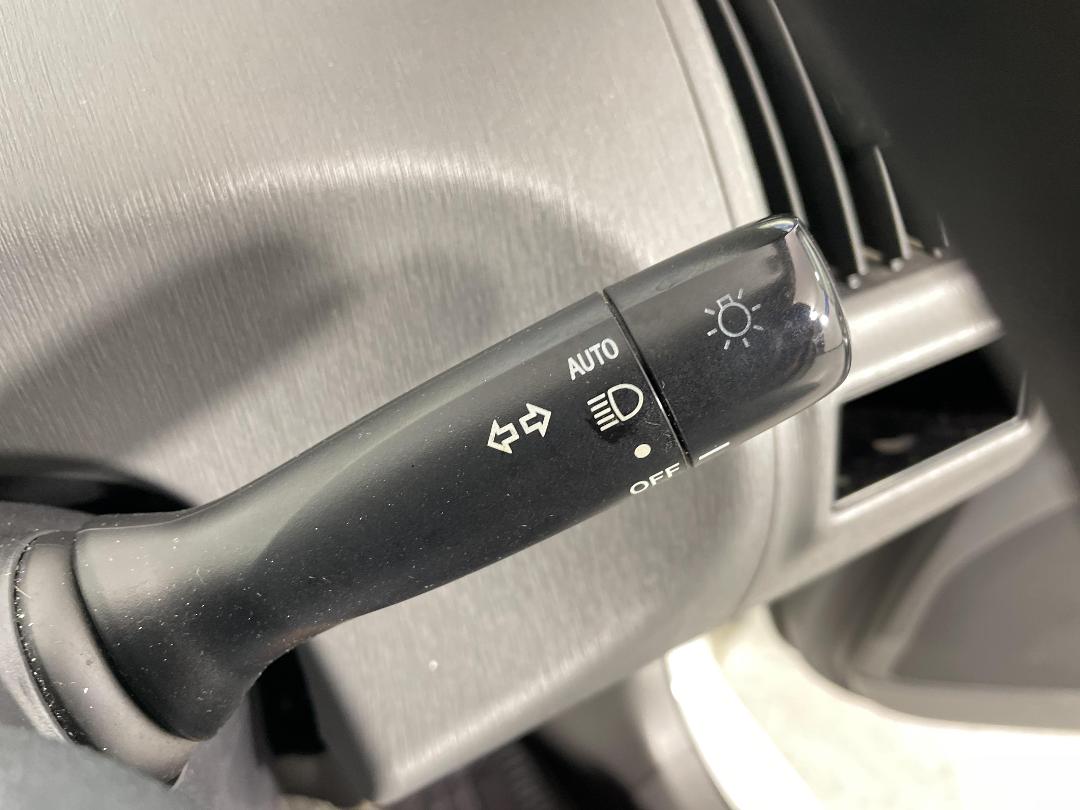 Photo '27' of Toyota Prius Photo '27' of Toyota Prius