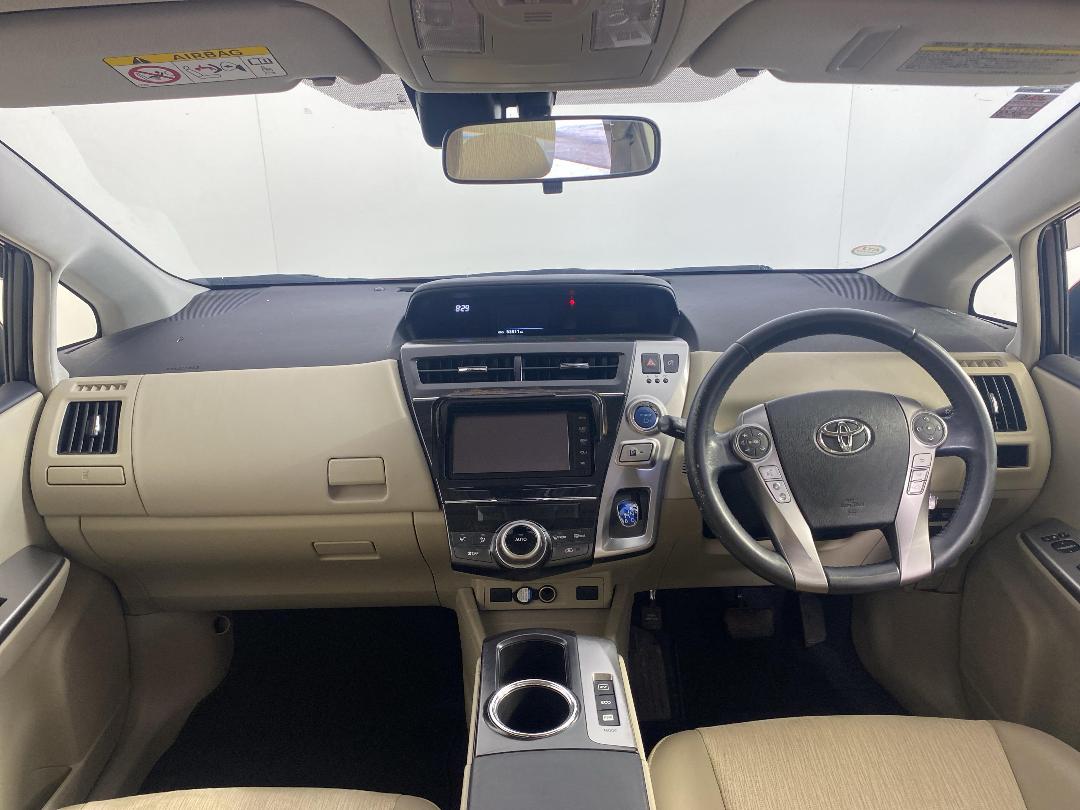 Photo '17' of Toyota Prius