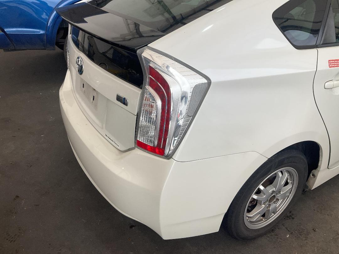 Photo '14' of Toyota Prius