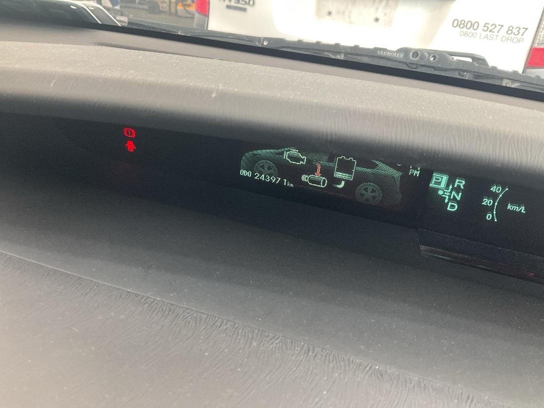 Photo '18' of Toyota Prius