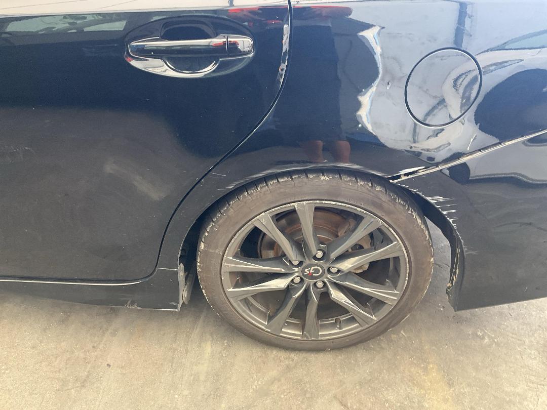 Photo '16' of Toyota Prius Alpha Photo '16' of Toyota Prius Alpha