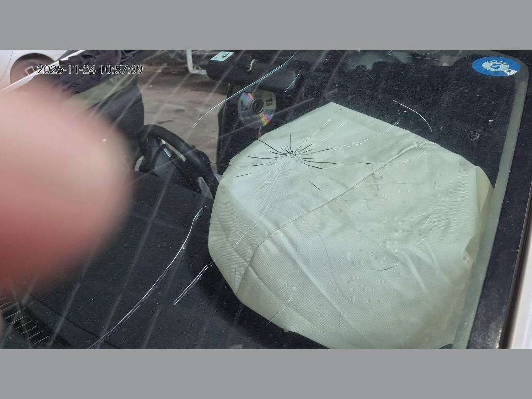 Photo '8' of Toyota Prius Photo '8' of Toyota Prius