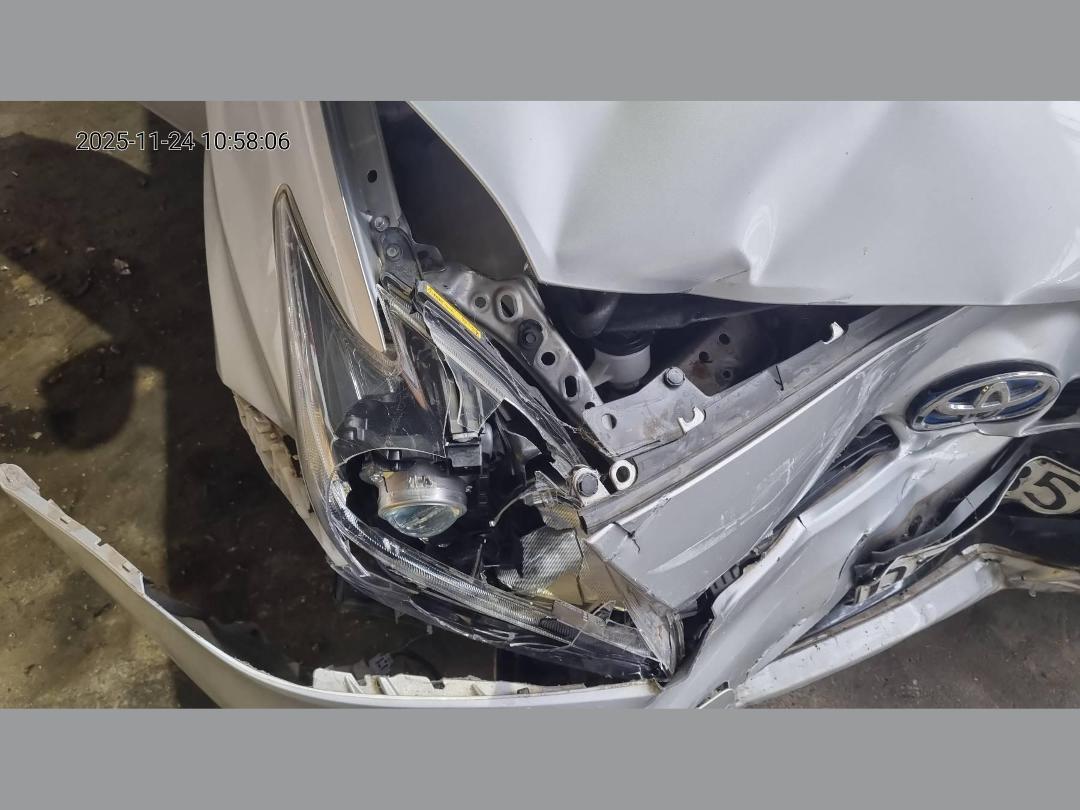 Photo '12' of Toyota Prius Photo '12' of Toyota Prius