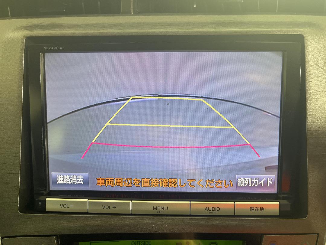 Photo '23' of Toyota Prius