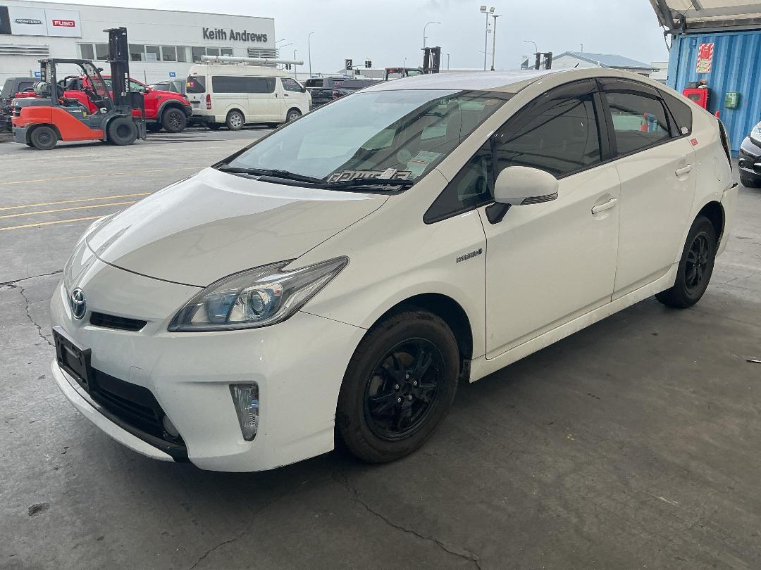 Photo '5' of Toyota Prius Photo '5' of Toyota Prius