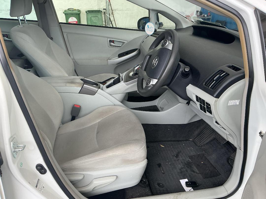 Photo '21' of Toyota Prius Photo '21' of Toyota Prius